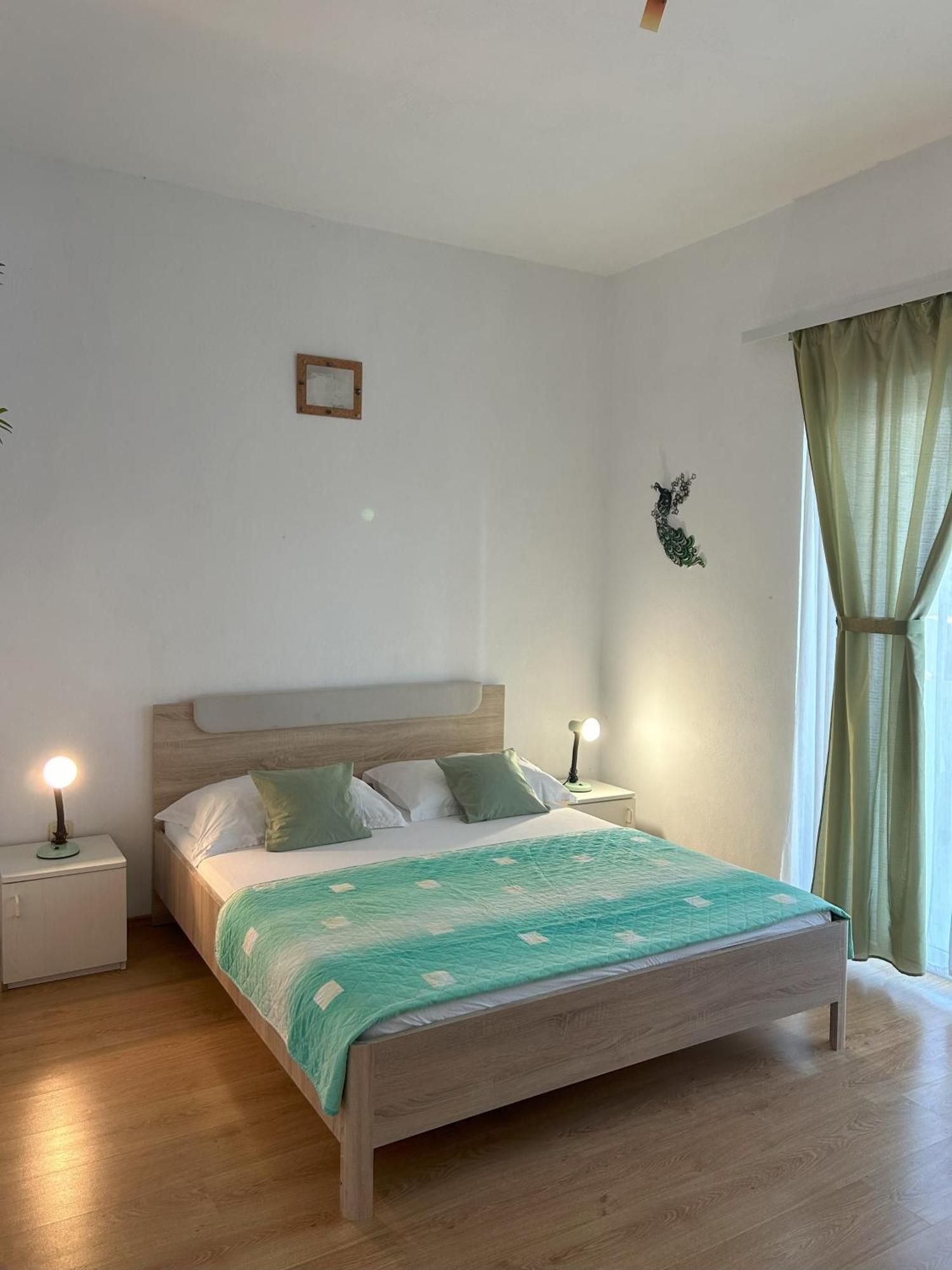 Apartments Valjan Trogir Eksteriør bilde