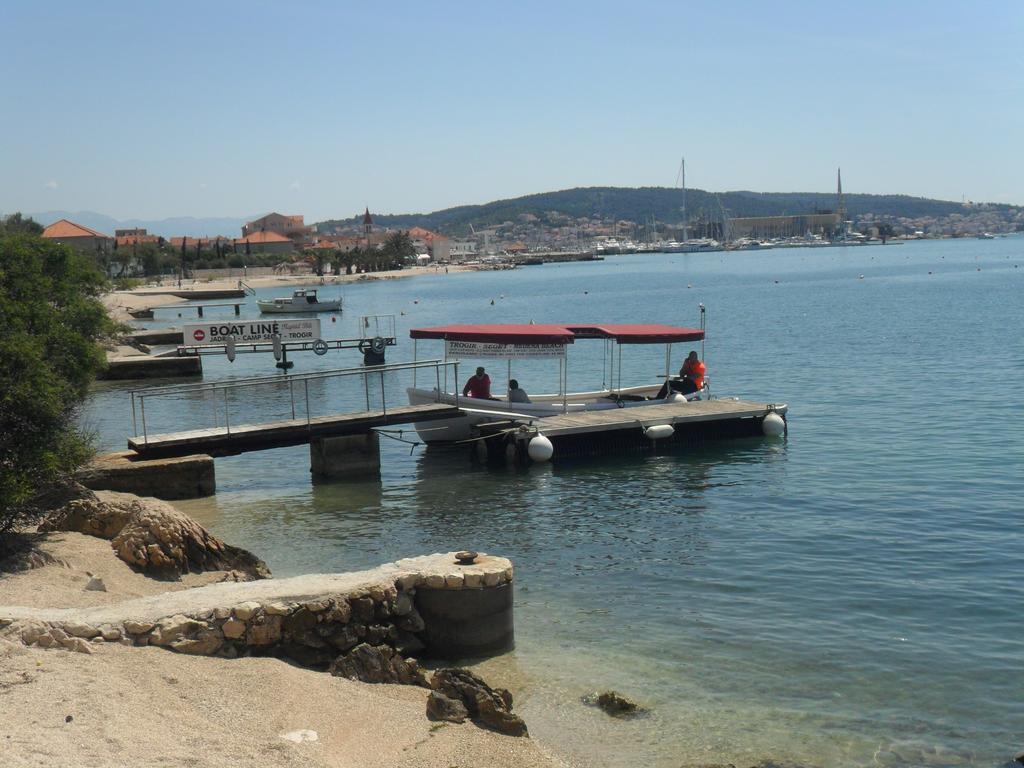 Apartments Valjan Trogir Eksteriør bilde