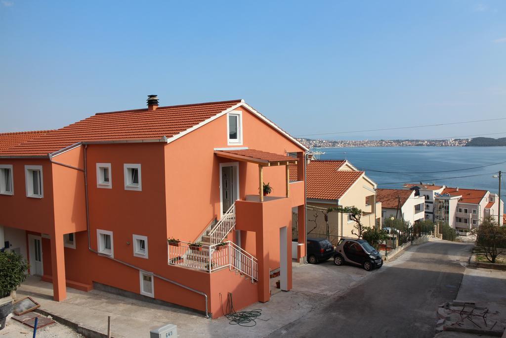 Apartments Valjan Trogir Eksteriør bilde